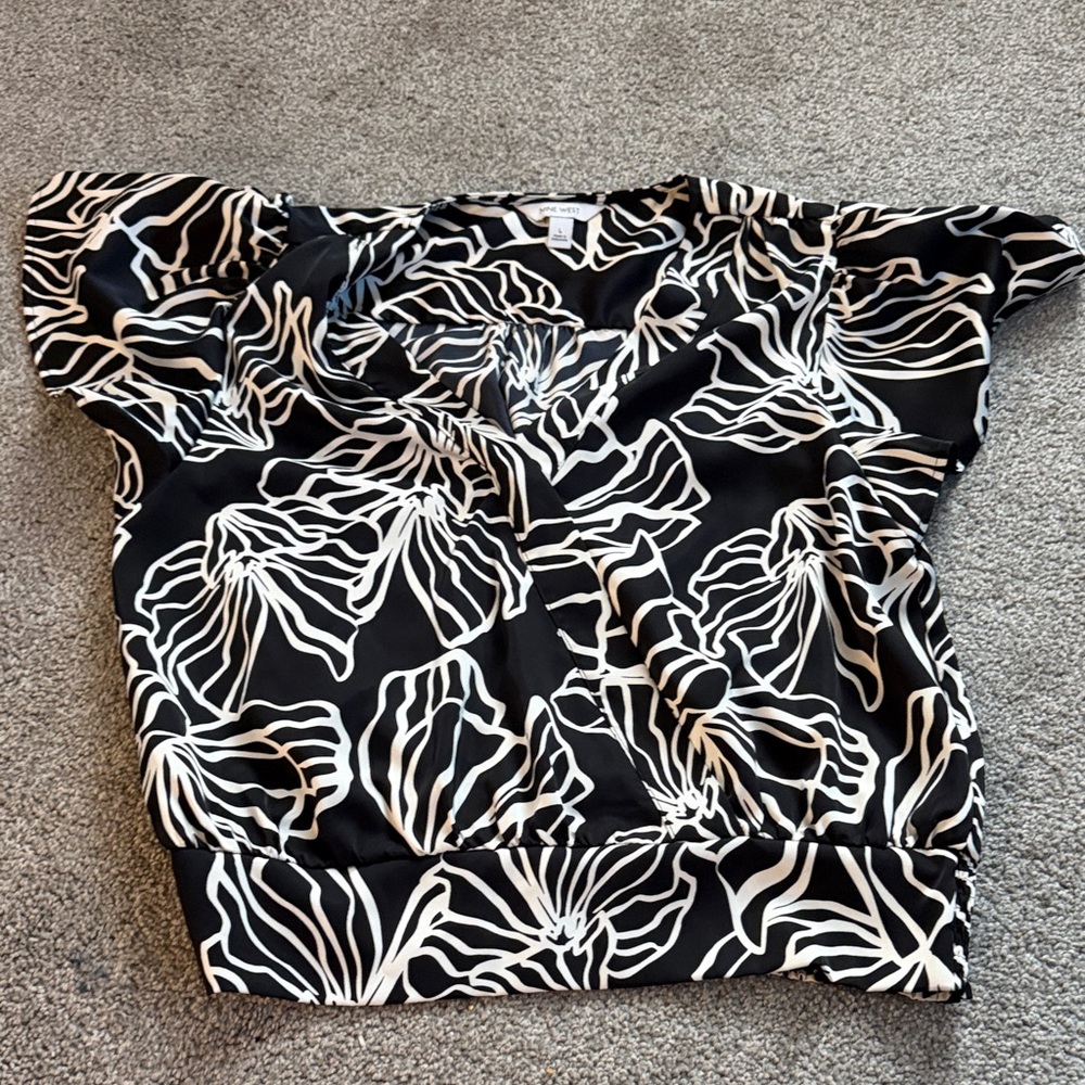 Nine West Black and White Floral Blouse